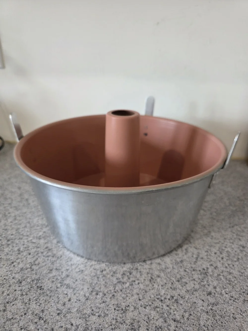 Pink Silicone Bundt Cake Pan - Nonstick Tube Cake Mold
